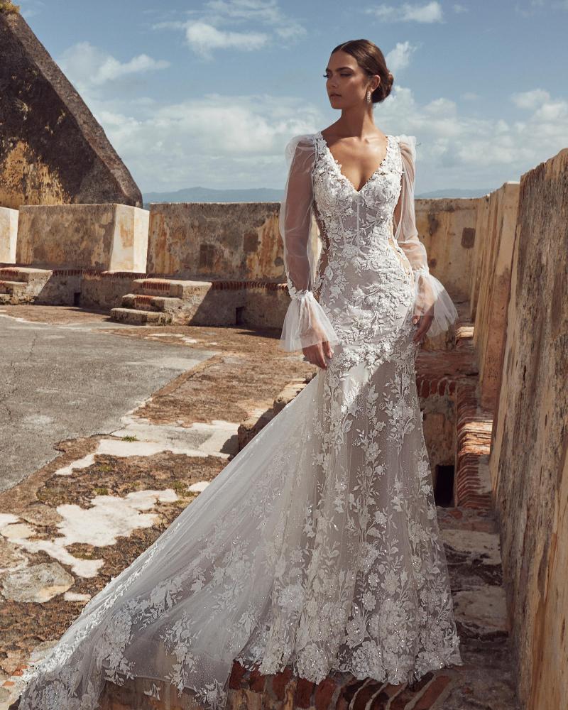 123124 sexy lace wedding dress with long sleeves and train3